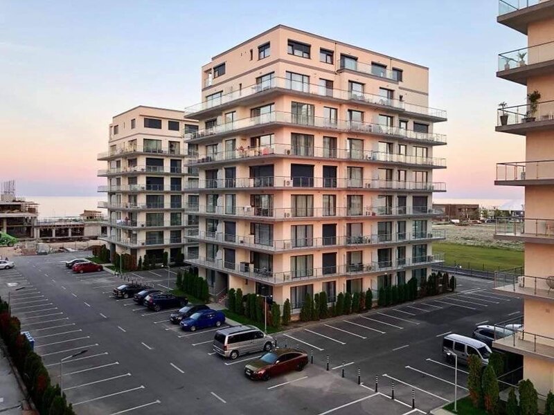 Mamaia Nord, Navodari.